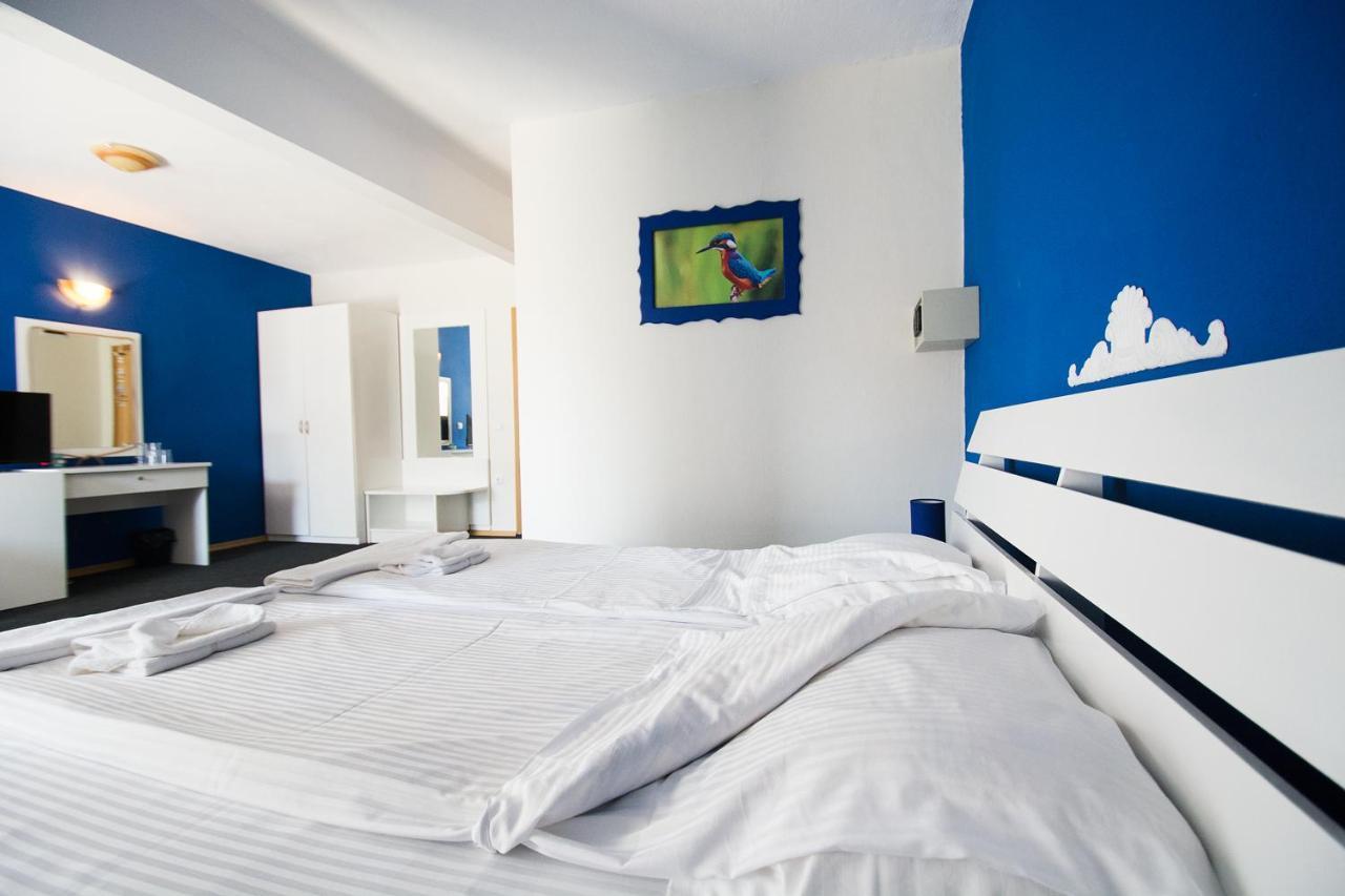 Family Hotel Four Seasons Царёво Экстерьер фото